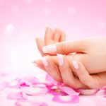 Chi seguire sui social se ami la nail art